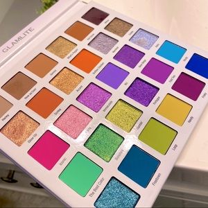Mikayla x Glamlite Eyeshadow Palette